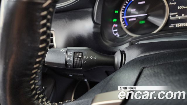 Lexus NX300h Supreme 2016 — фото 18