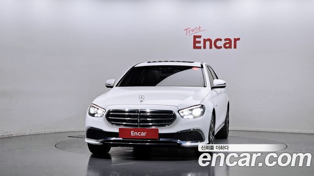 Mercedes-Benz E-Class (W213) E300e 4MATIC Exclusive 2021 — фото 3