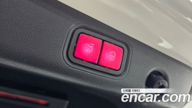 Mercedes-Benz E-Class (W213) E300e 4MATIC Exclusive 2021 — фото 19