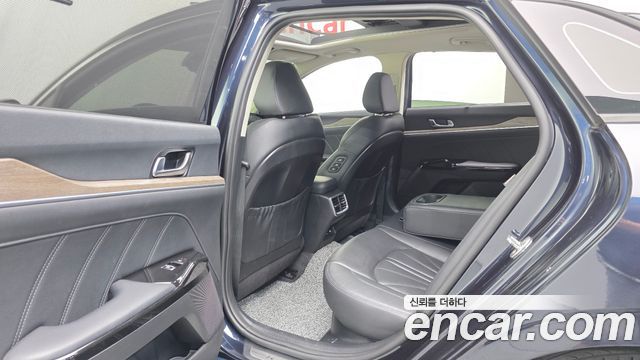 Kia K5 Hybrid (III) Signature 2022 — фото 17