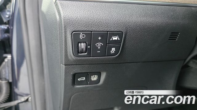 Kia K5 Hybrid (III) Signature 2022 — фото 31