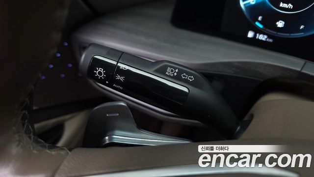 Kia K8 Hybrid Signature 2023 — фото 32