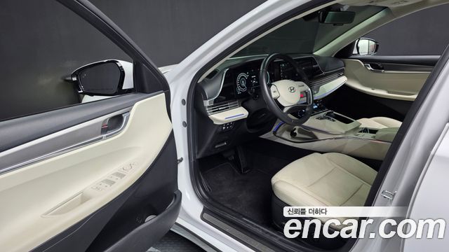 Hyundai Grandeur (IG) 2.5 Le Blanc 2023 — фото 10