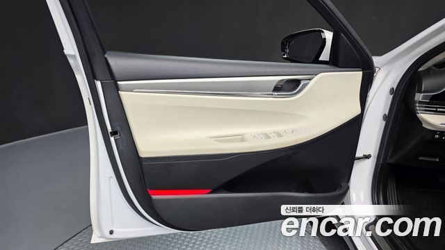 Hyundai Grandeur (IG) 2.5 Le Blanc 2023 — фото 24