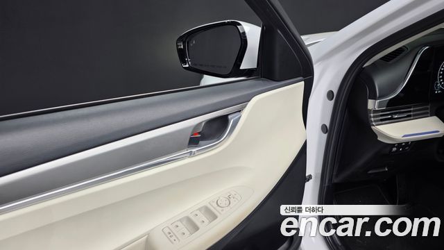 Hyundai Grandeur (IG) 2.5 Le Blanc 2023 — фото 27