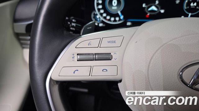 Hyundai Grandeur (IG) 2.5 Le Blanc 2023 — фото 32