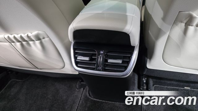 Hyundai Grandeur (IG) 2.5 Le Blanc 2023 — фото 36