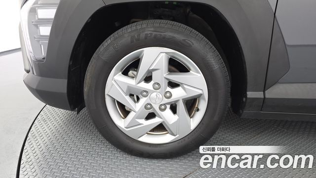 Hyundai Kona (SX2) Gasoline 2.0 2WD Modern 2024 — фото 5