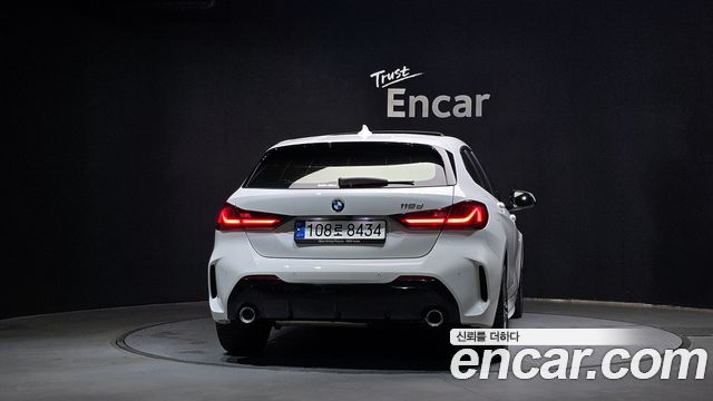 BMW 1 Series (F40) 118d M Sport 2021 — фото 4