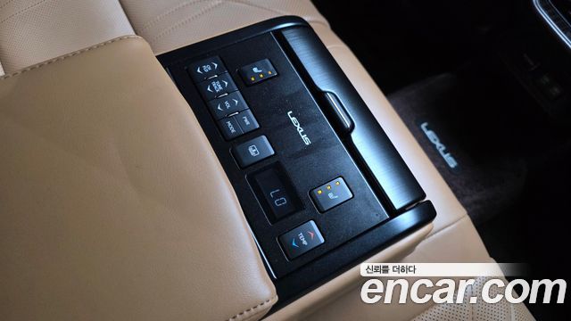 Lexus ES300h (VII) Luxury Plus 2019 — фото 28