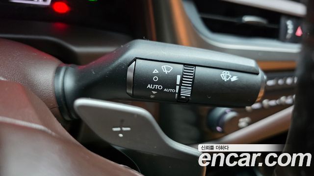 Lexus ES300h (VII) Luxury Plus 2019 — фото 32