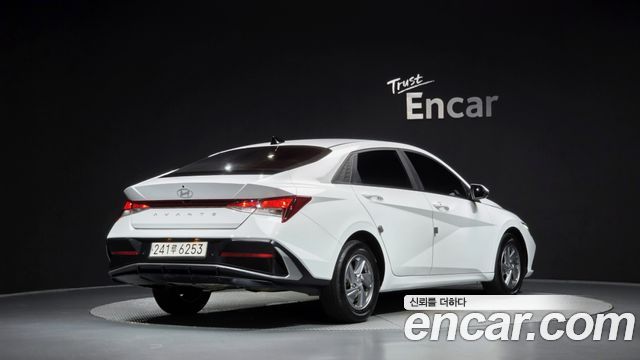 Hyundai Avante (CN7) 1.6 Smart 2024 — фото 2