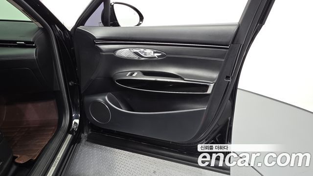 Genesis GV70 2.5T Gasoline 2WD 2021 — фото 24