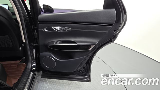 Genesis GV70 2.5T Gasoline 2WD 2021 — фото 25