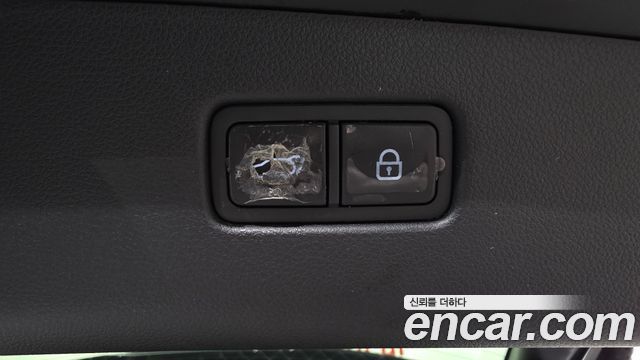 Genesis GV70 2.5T Gasoline 2WD 2021 — фото 27
