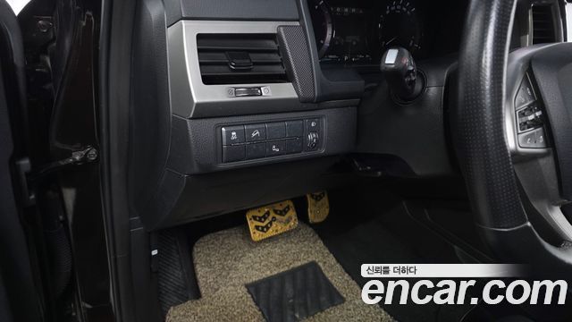 KG Mobility (SsangYong) Rexton Sports Diesel 2.2 4WD Prestige 2018 — фото 39