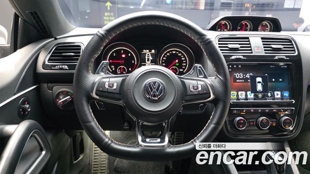 Volkswagen Scirocco 2.0 TDI R-Line 2015 — фото 12