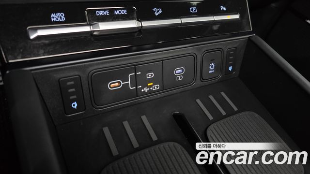 Hyundai Santa Fe (MX5) HEV 1.6 2WD Calligraphy 2024 — фото 12