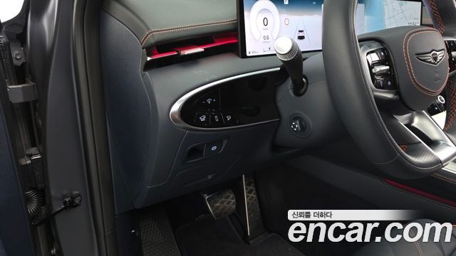 Genesis GV70 2.5T Gasoline AWD 2025 — фото 13