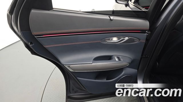 Genesis GV70 2.5T Gasoline AWD 2025 — фото 25
