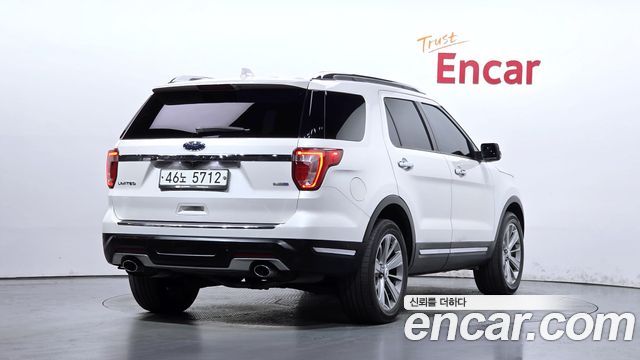 Ford Explorer 2.3 Limited 4WD 5th 2018 — фото 2
