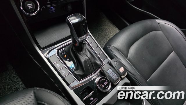 KG Mobility (SsangYong) Beautiful Korando Gasoline 1.5 4WD C7 2020 — фото 9
