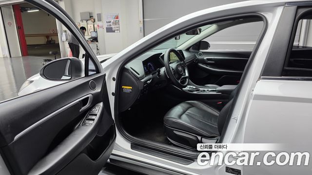 Hyundai Sonata (DN8) 2.0 LPG(rental car) Style 2020 — фото 10