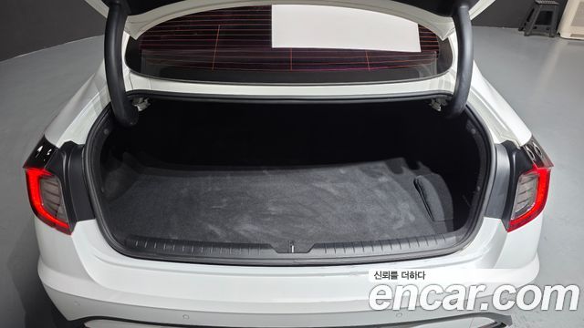 Hyundai Sonata (DN8) 2.0 LPG(rental car) Style 2020 — фото 18