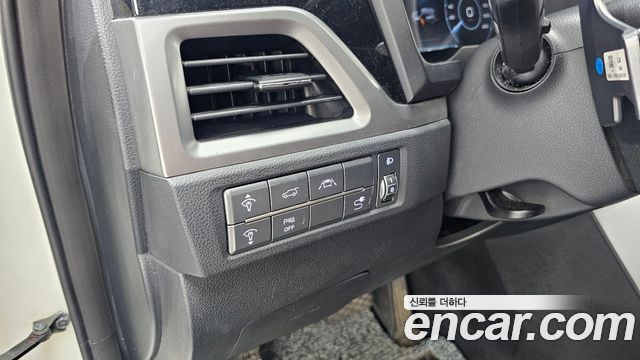 KG Mobility (SsangYong) Beautiful Korando Diesel 1.6 2WD Pantastic 2019 — фото 17