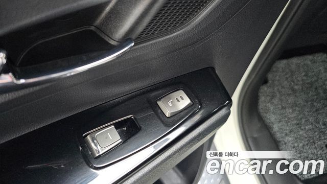 KG Mobility (SsangYong) Beautiful Korando Diesel 1.6 2WD Pantastic 2019 — фото 19