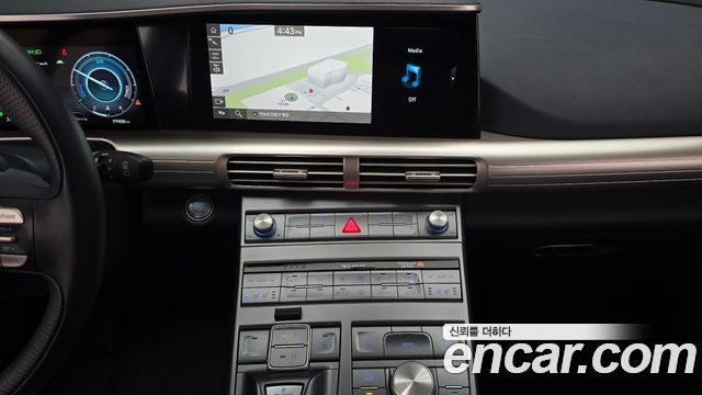 Hyundai Nexo Premium 2023 — фото 13