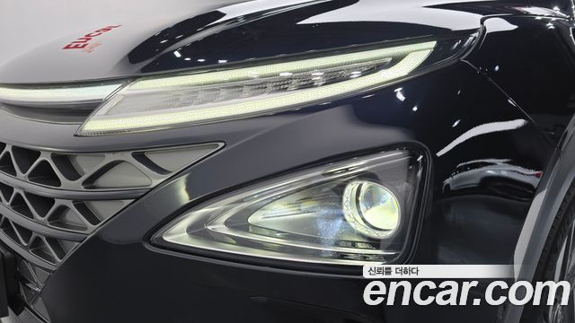 Hyundai Nexo Premium 2023 — фото 22