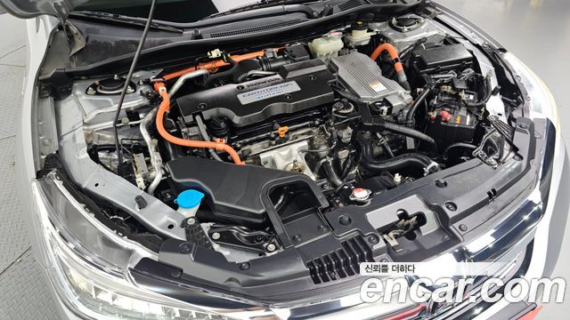 Honda Accord 2.0 Hybrid 9th 2017 — фото 6