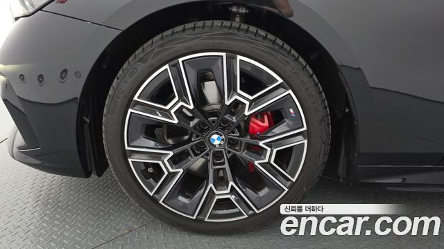 BMW 5 Series (G60) 530i xDrive M Sport Pro Special Edition 2026 — фото 5