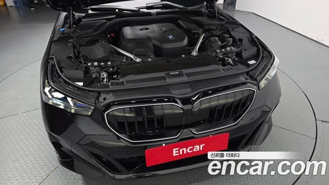 BMW 5 Series (G60) 530i xDrive M Sport Pro Special Edition 2026 — фото 6