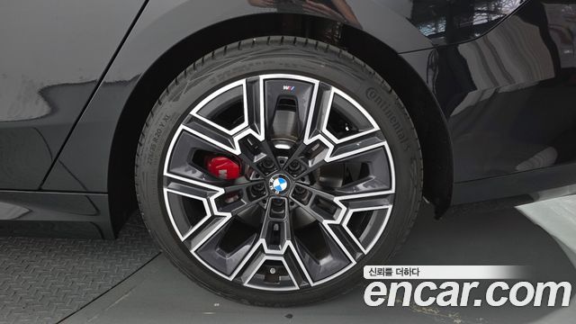 BMW 5 Series (G60) 530i xDrive M Sport Pro Special Edition 2026 — фото 21