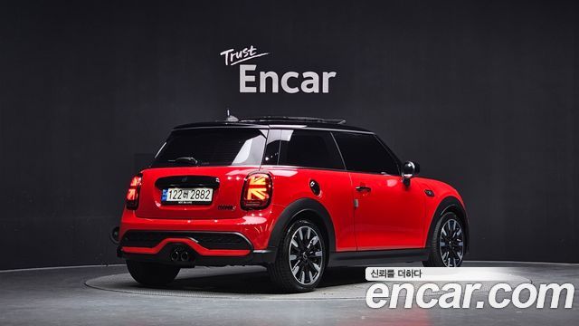 MINI Cooper S Classic Third Generation 2023 — фото 2