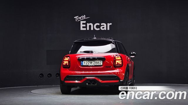 MINI Cooper S Classic Third Generation 2023 — фото 4