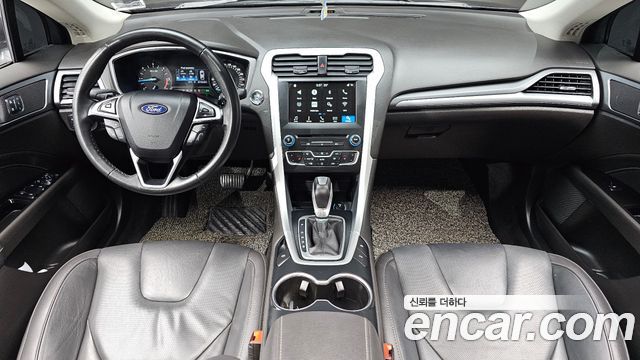 Ford Mondeo (IV) 2.0 Trend 2017 — фото 7