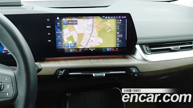 BMW 2 Series Active Tourer (U06) 220i Luxury 2024 — фото 20