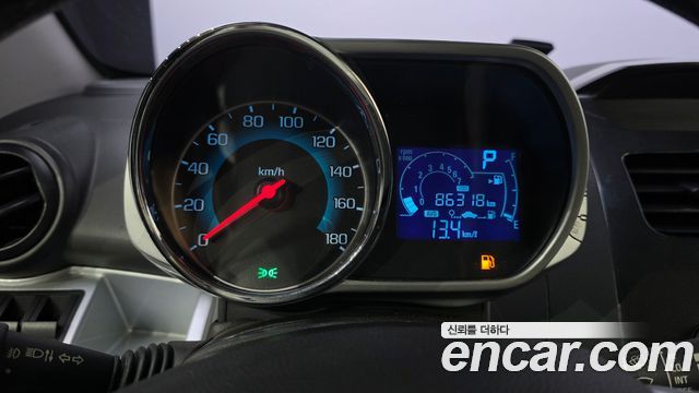 Chevrolet Spark LS+ 2015 — фото 8