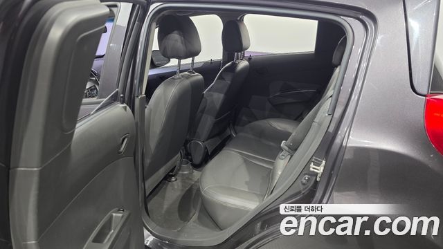 Chevrolet Spark LS+ 2015 — фото 11