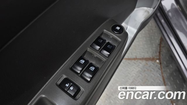 Chevrolet Spark LS+ 2015 — фото 12