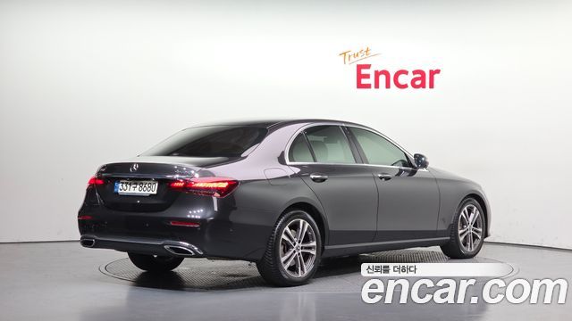 Mercedes-Benz E-Class (W213) E350 4MATIC Avantgarde 2021 — фото 2