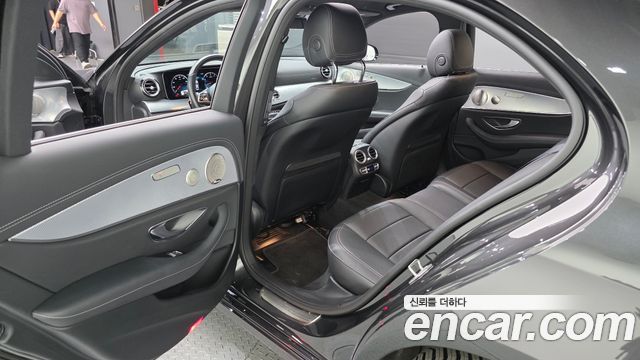 Mercedes-Benz E-Class (W213) E350 4MATIC Avantgarde 2021 — фото 11