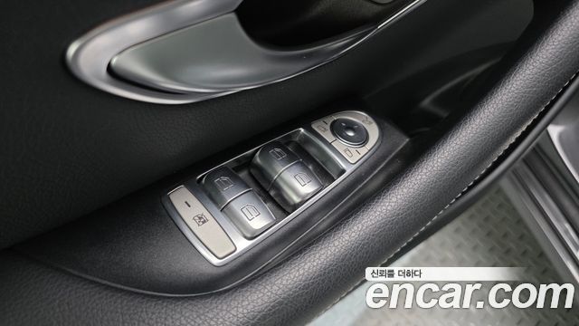Mercedes-Benz E-Class (W213) E350 4MATIC Avantgarde 2021 — фото 13
