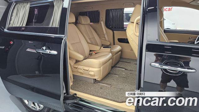 Kia Carnival 7-Seater Hi-Limousine President 2019 — фото 11