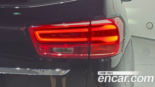 Kia Carnival 7-Seater Hi-Limousine President 2019 — фото 23