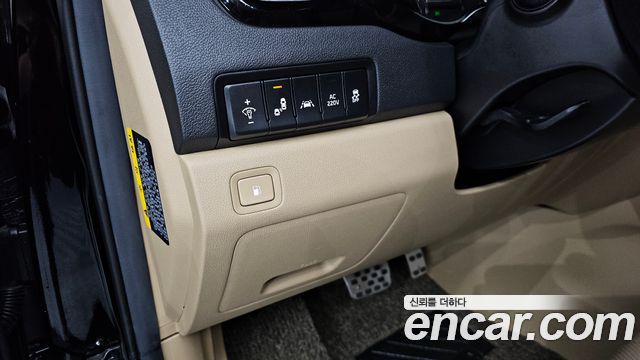 Kia Carnival 7-Seater Hi-Limousine President 2019 — фото 30
