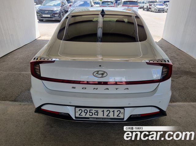 Hyundai Sonata (DN8) 2.0 LPG(rental car) Style 2020 — фото 2